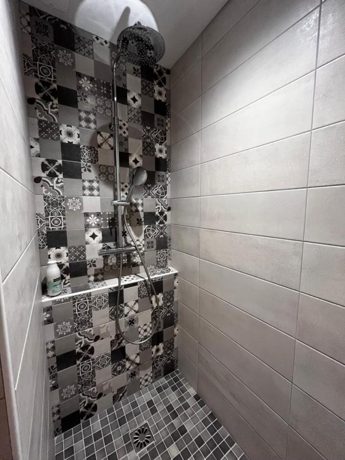 La Patafiole Appartement T2 Calme Elegant Pont-de-Barret Zewnętrze zdjęcie
